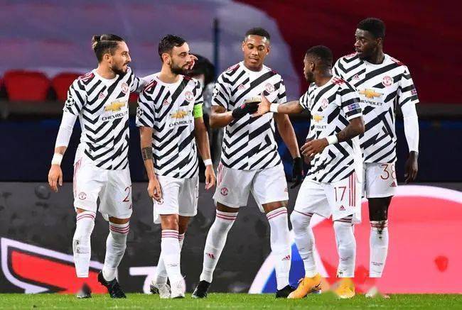  马赛客场惊险绝杀，延续法甲争冠悬念